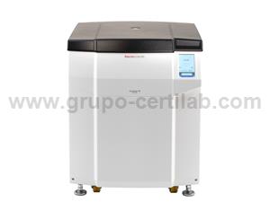 CENTRÍFUGA REFRIGERADA DE CHÃO, 5000 RPM / 8x1000 mL